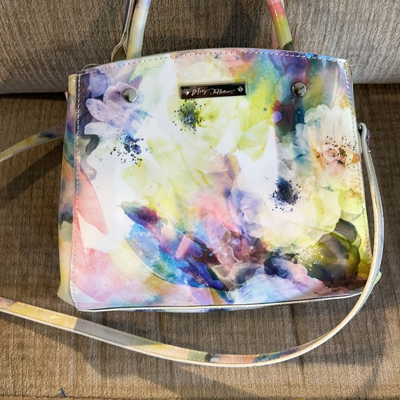 Betsy Johnson water colored floral patent leather Crossbody bag detachable strap - Picture 9 of 9